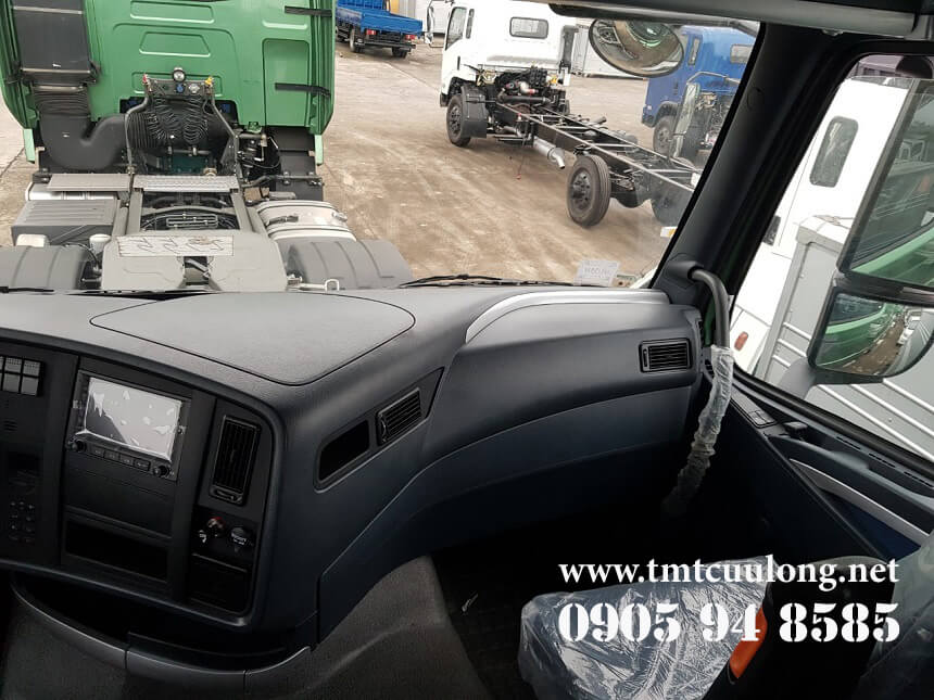 xe-tai-thung-howo-4-chan-euro5-cnhtc-8x4-cabin-a7