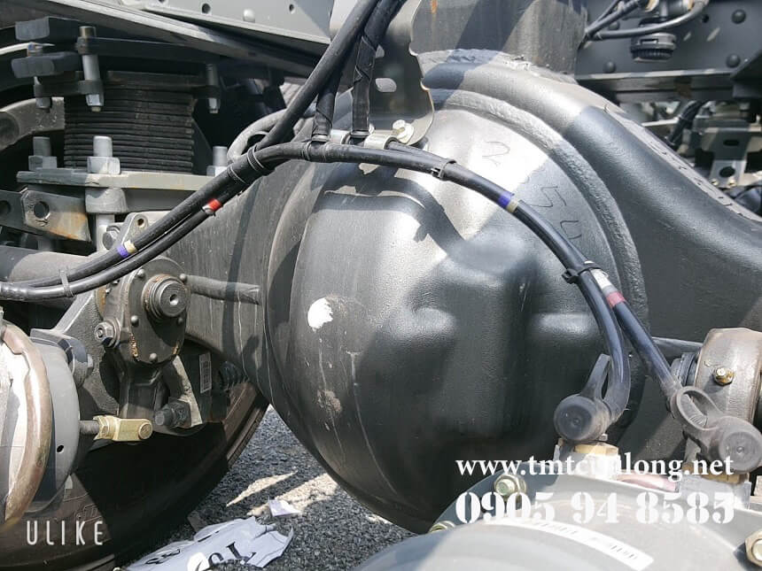 xe-tai-thung-howo-4-chan-euro5-cnhtc-8x4-cabin-a7